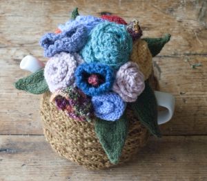 Flower basket tea cosy